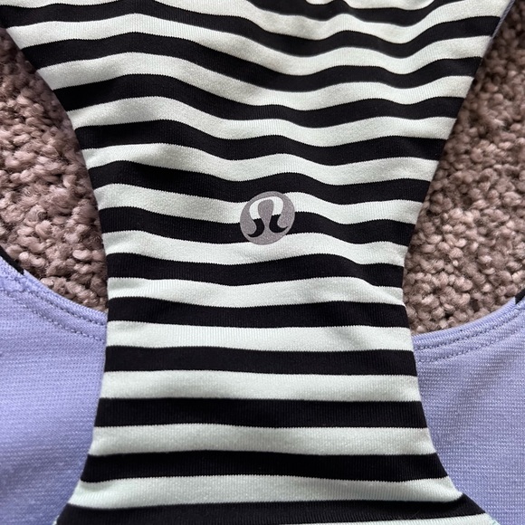 Lululemon striped bra - Picture 7 of 7